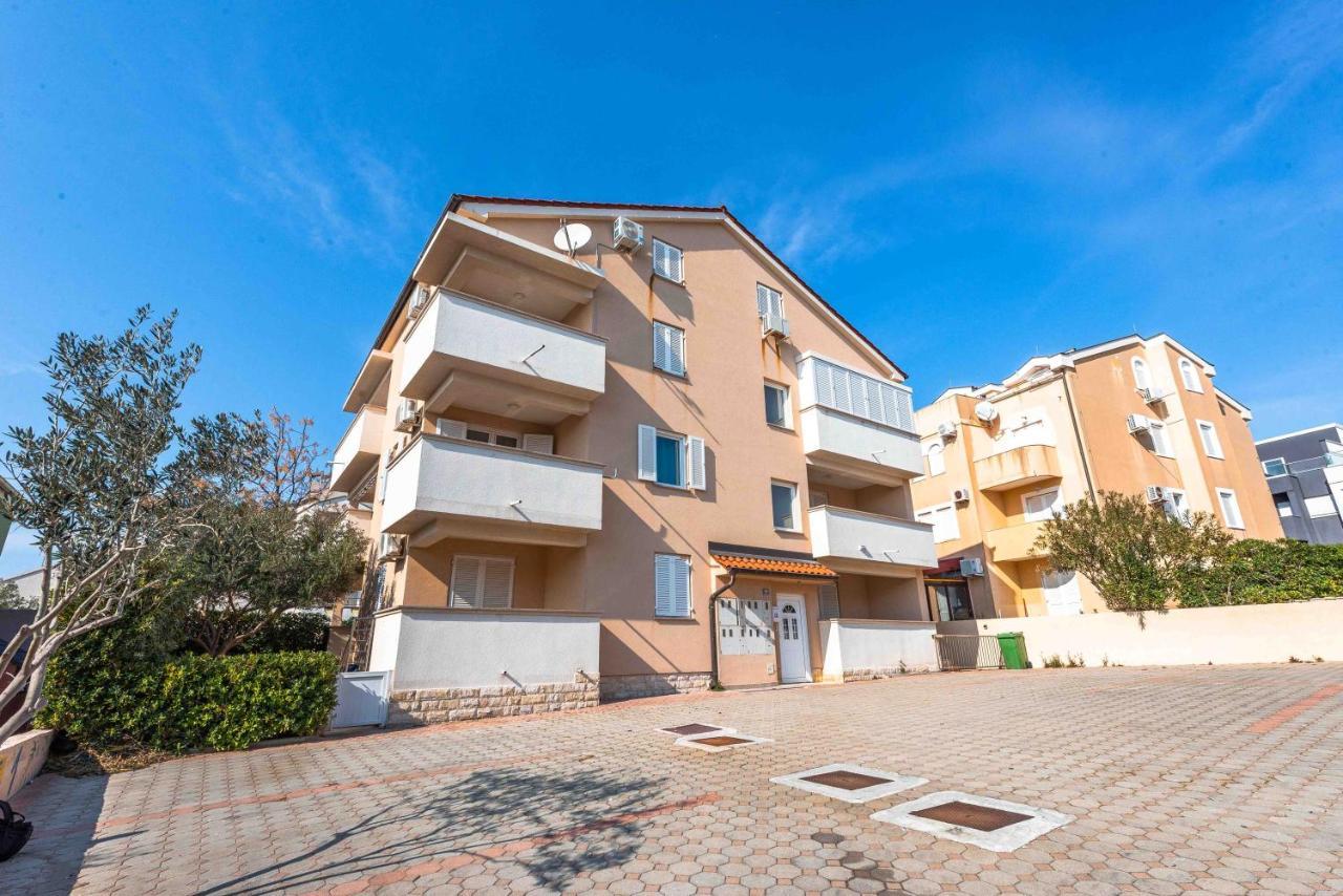 Apartment Hannah Novalja Exterior foto
